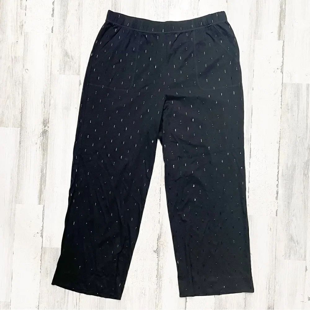 ST. JOHN Studded Accents Sweatpants